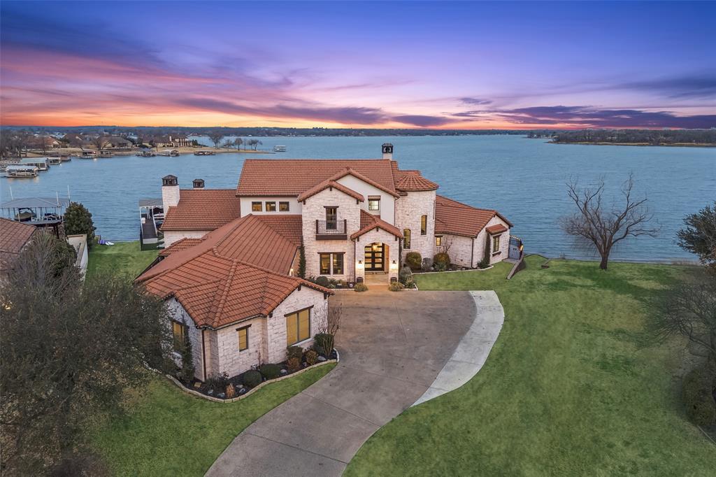 12633 Lakeview Court, Fort Worth