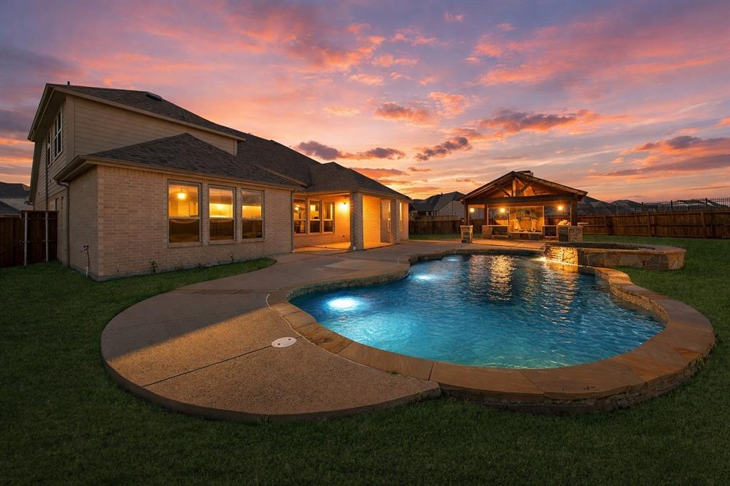 2044 Longbridge Road, Forney