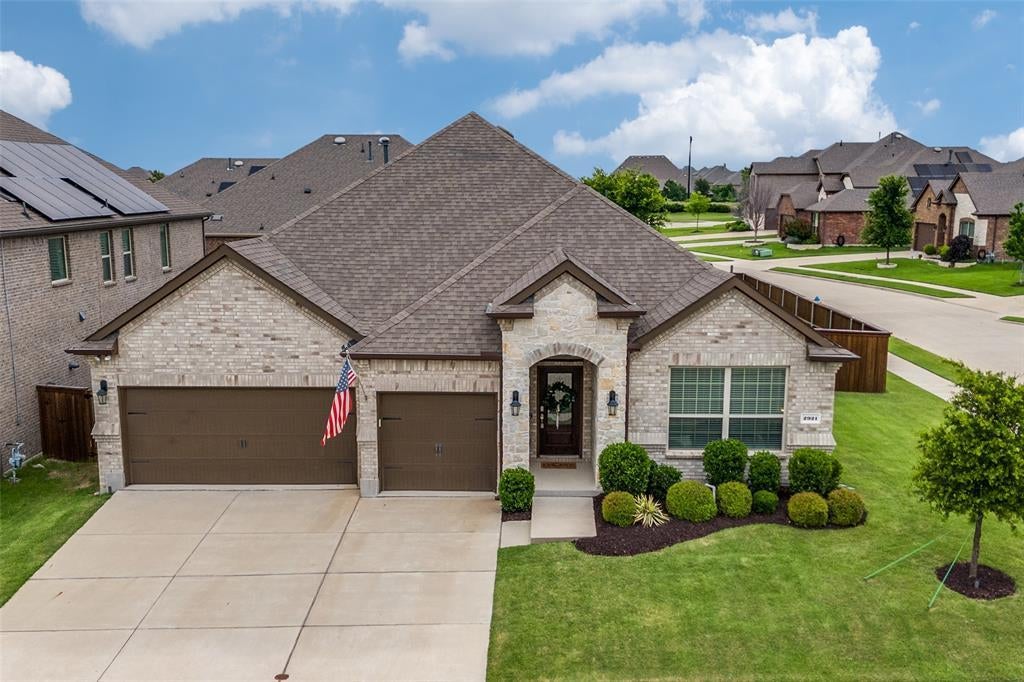 2921 Crossbow Lane, Celina