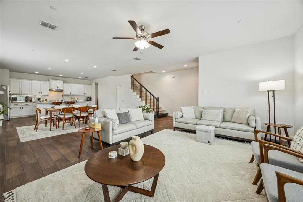 6832 Henry Drive, North Richland Hills