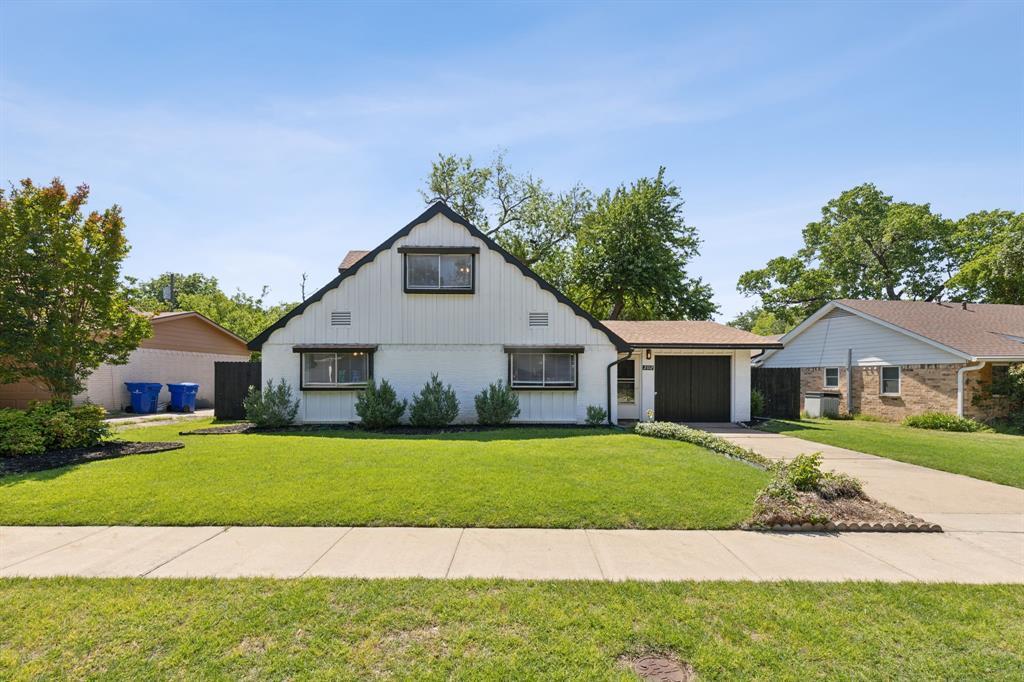 2312 Valleywood Drive, Carrollton