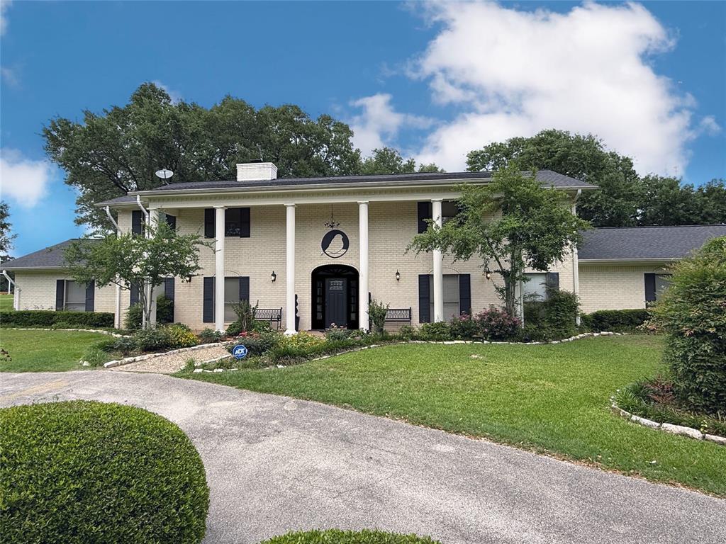 601 E Collard Street, Madisonville