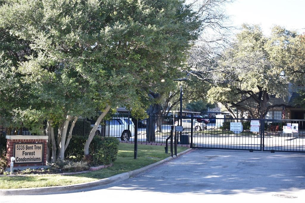 5335 Bent Tree Forest Drive 102, Dallas