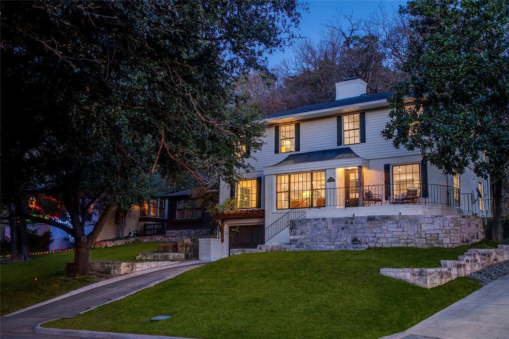 2230 Kessler Parkway, Dallas