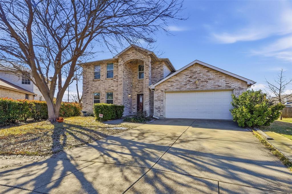 2215 Coyote Trail, Grand Prairie