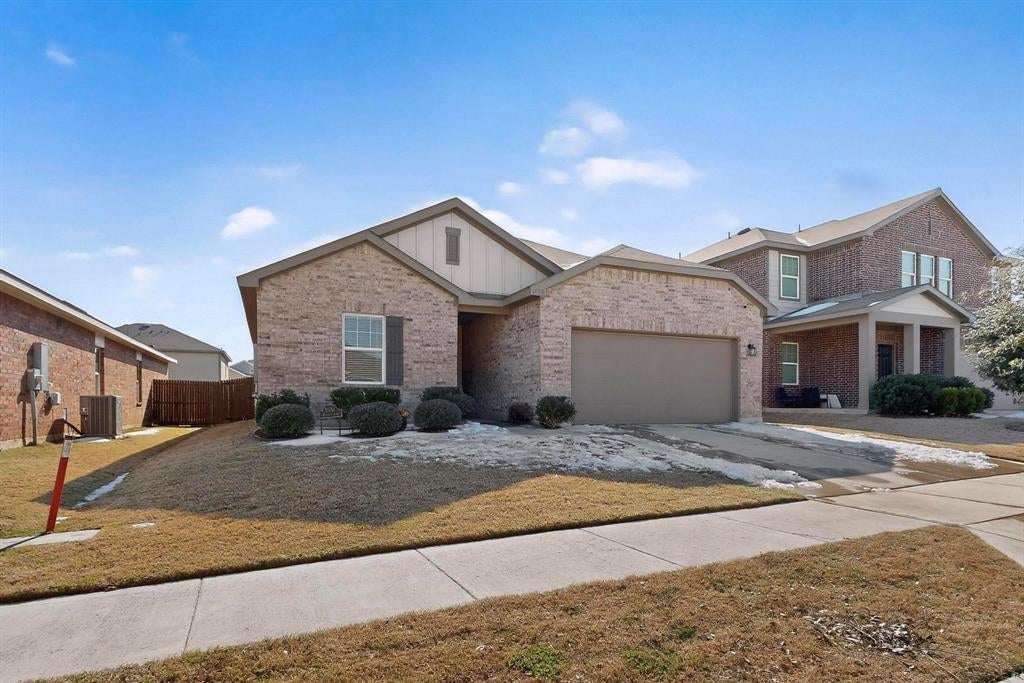 5509 Mcmahan Lane, Fort Worth