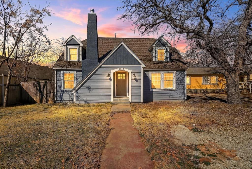 2115 Roanoke Avenue, Dallas