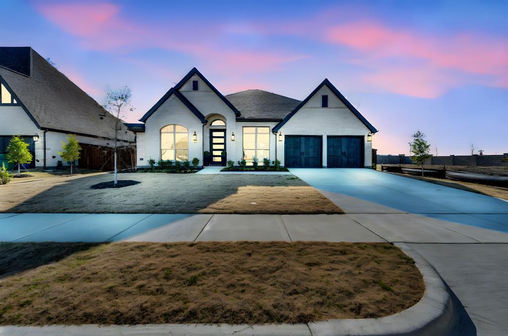 837 Peppervine Drive, Waxahachie