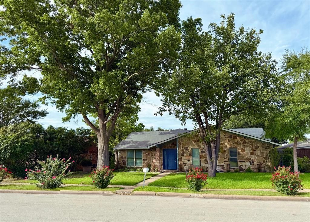 5302 Heather Glen Drive, Garland