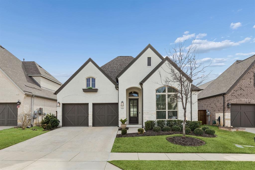 3024 Warrington, The Colony