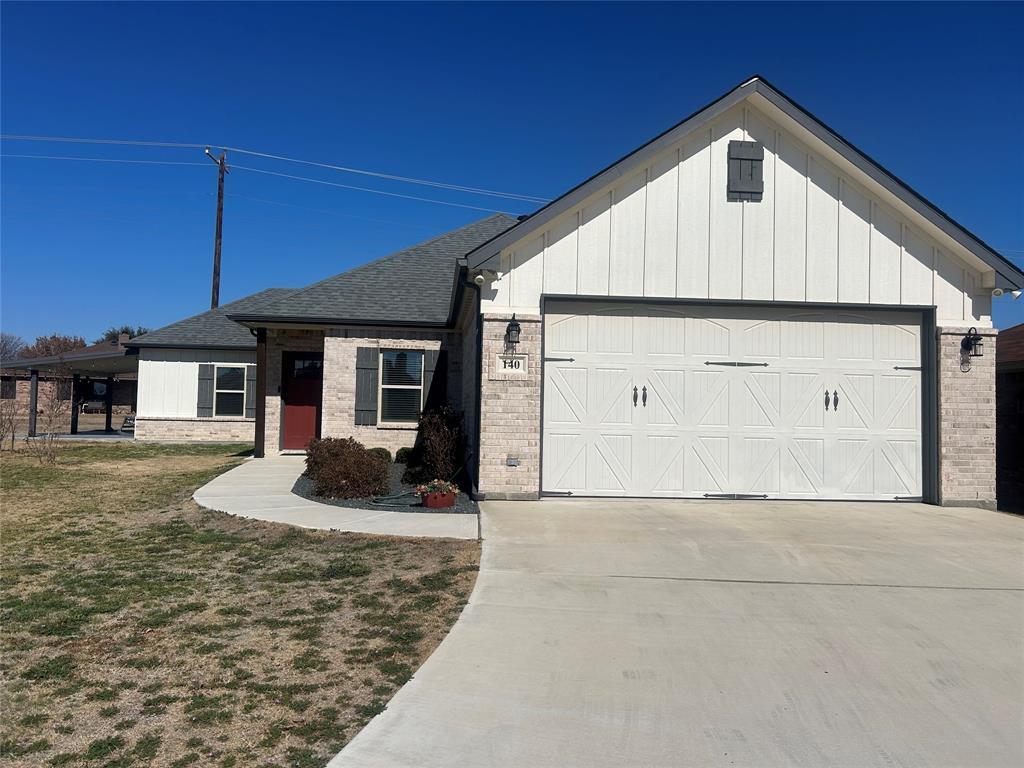 140 Hummingbird Drive, Weatherford