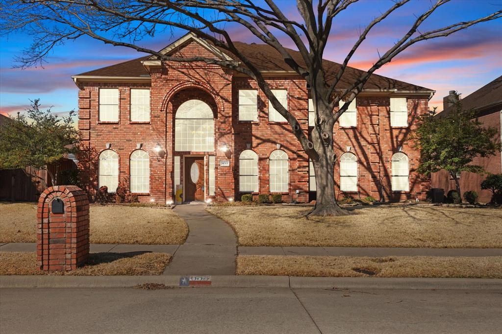 633 Mossycup Oak Drive, Plano