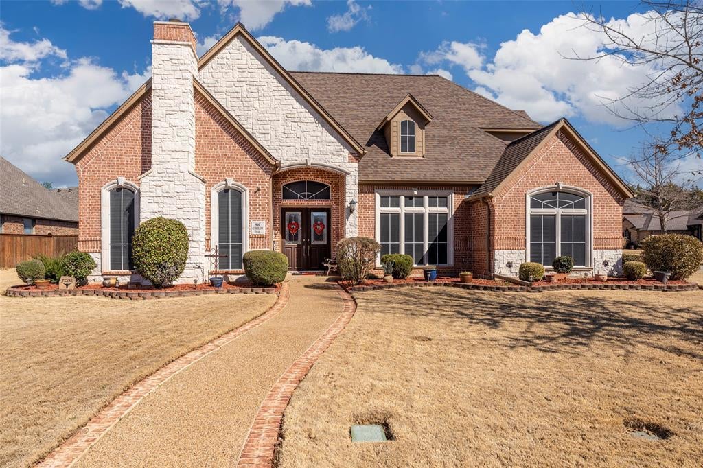 910 Cumberland Trail, Mansfield