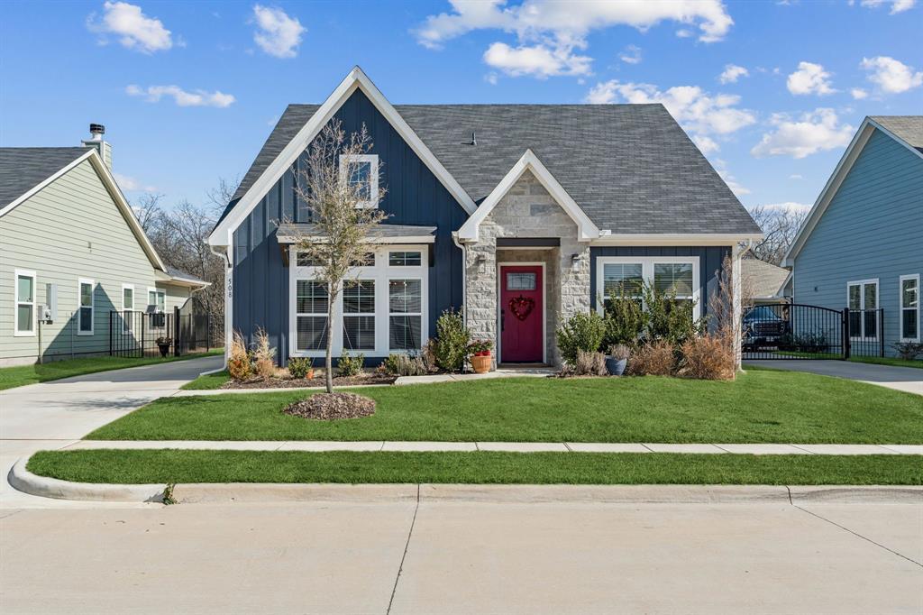 508 Ryer Trail, Burleson