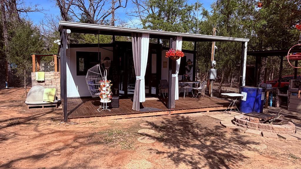 149 S. Oak Tree, Kemp