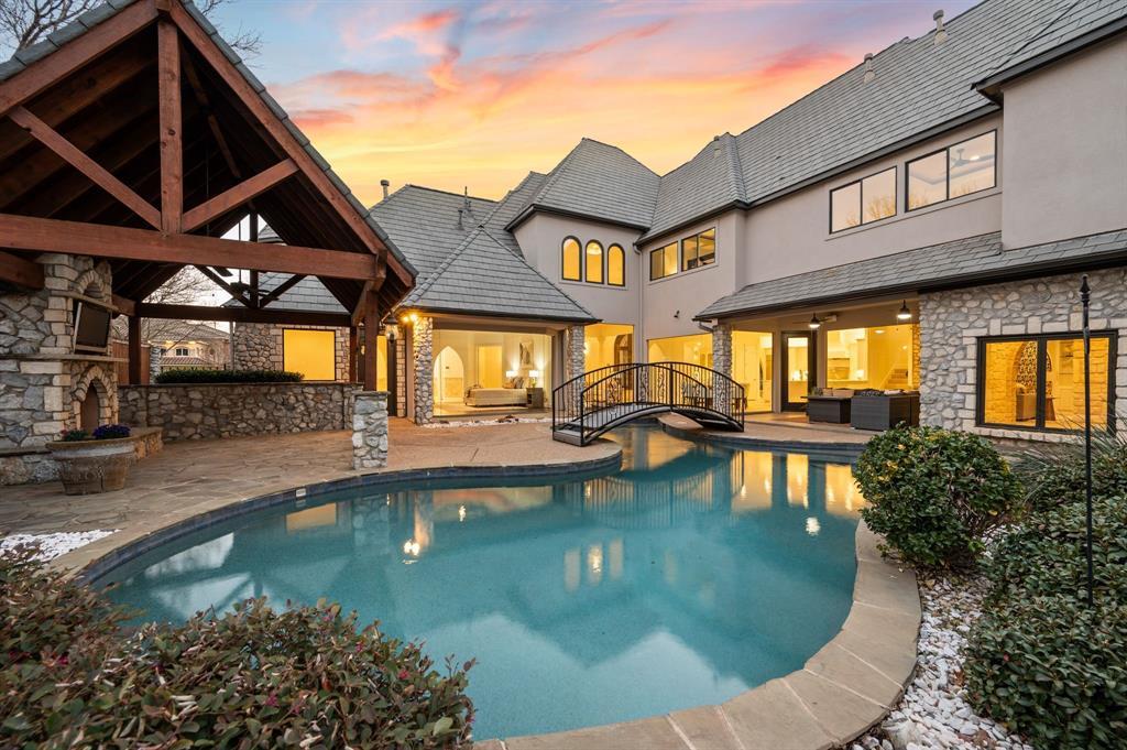 5613 Versailles Court, Colleyville