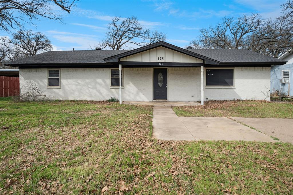 125 Briarwood Drive, Kennedale