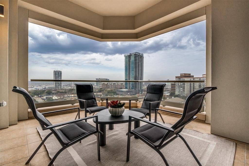 2300 Wolf Street 9c, Dallas