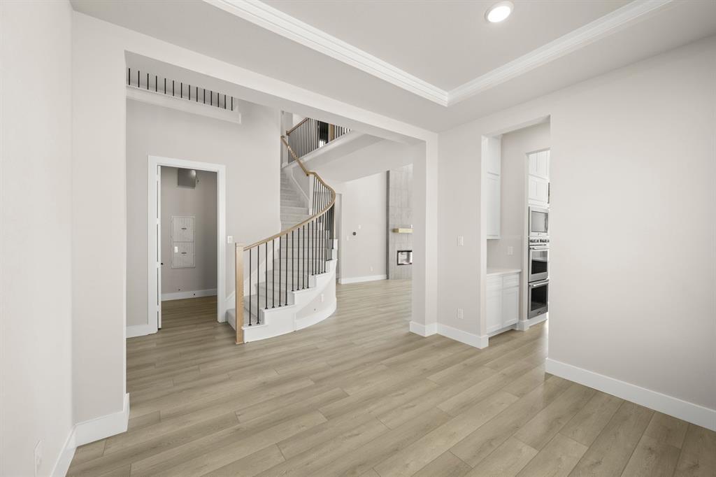 2306 Flock Drive, Mansfield