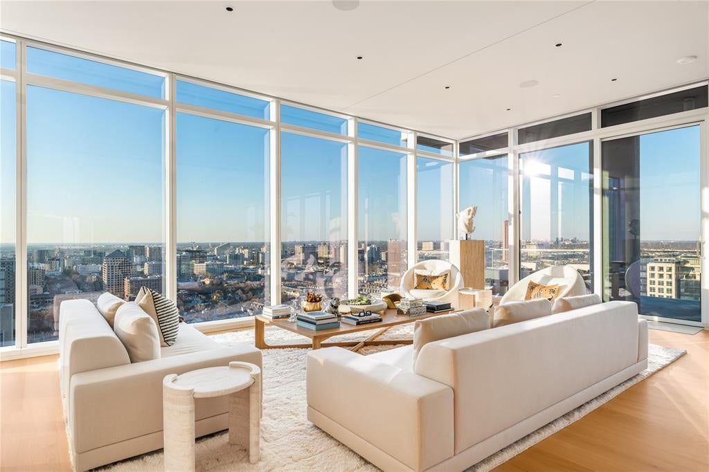 1747 Leonard Street 2301, Dallas