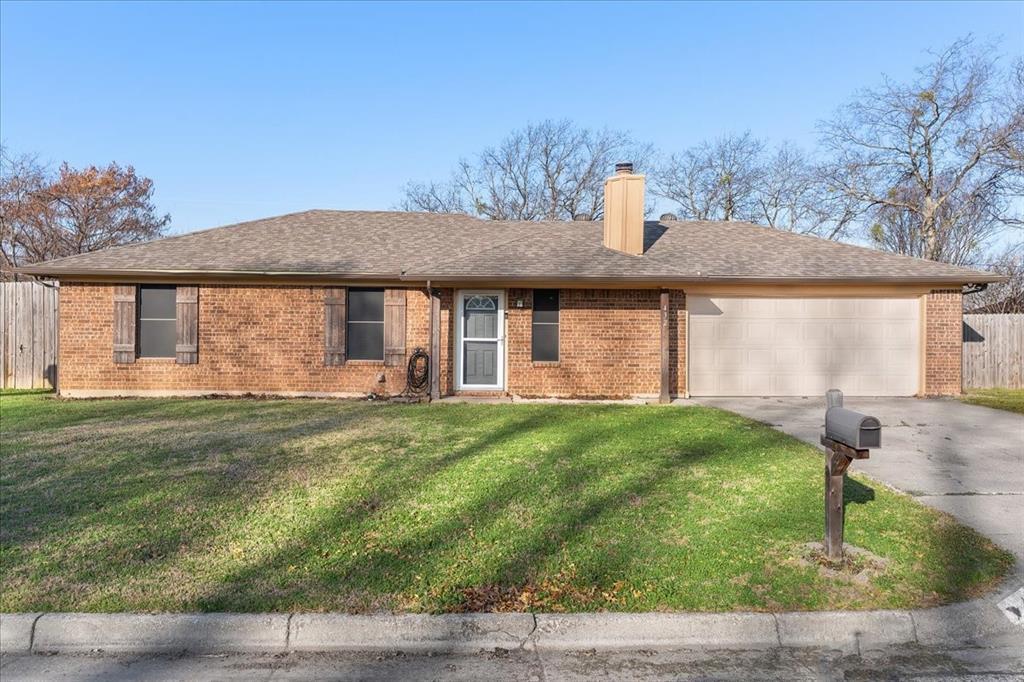 432 Post Oak Lane, Burleson