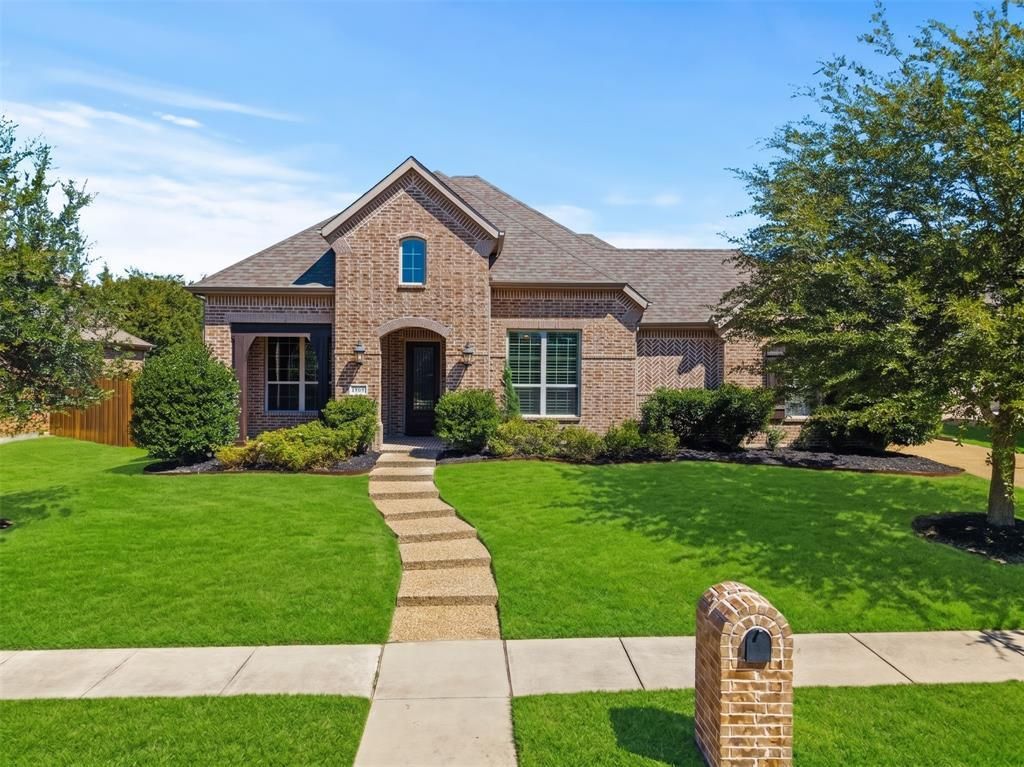 1021 White Crest Lane, Prosper