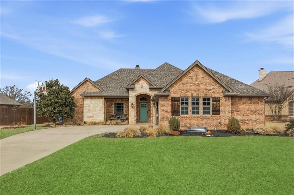 516 Amber Court, Aledo