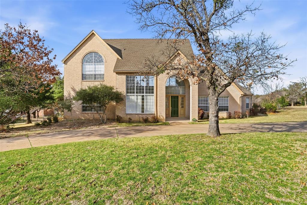 2829 Bent Oaks Drive, Burleson