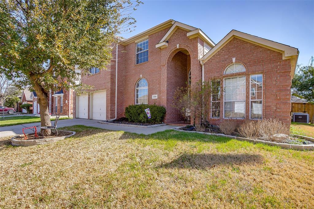 5366 Desert Falls Drive, Fort Worth