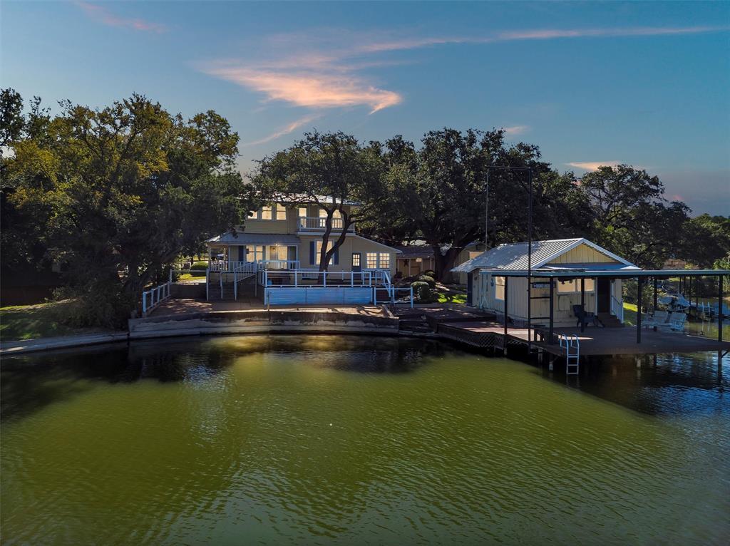 3814 Pawnee Court, Granbury