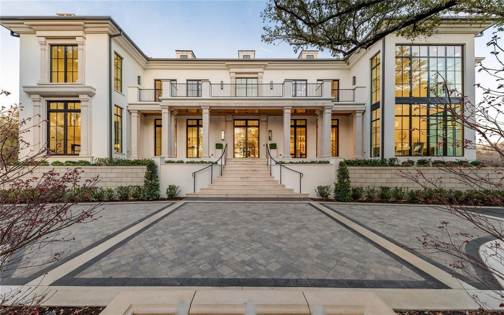 10010 Strait Lane, Dallas