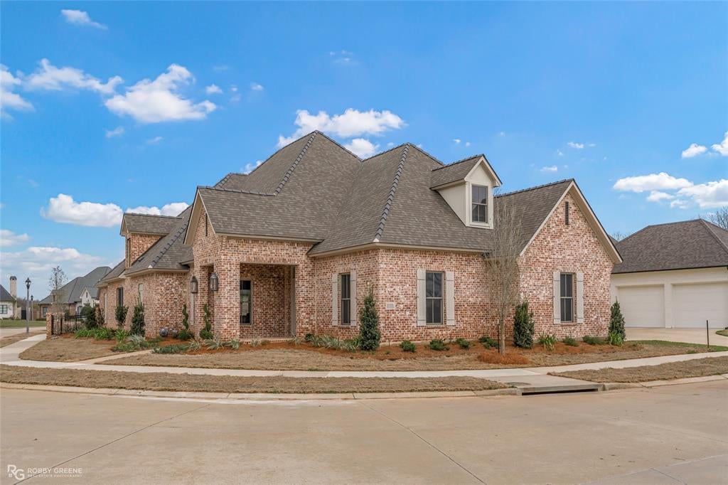 342 Belle Winds Court, Shreveport