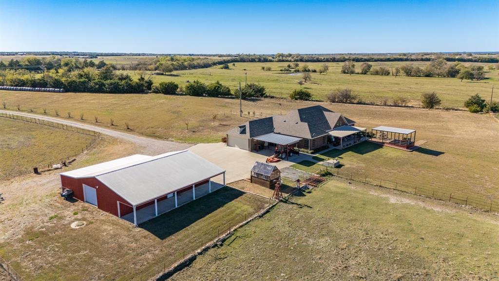 3794 County Road 1089, Celeste