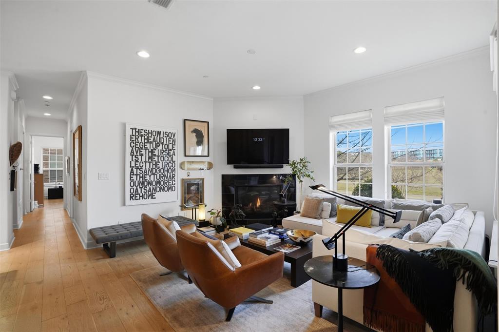 5005 Meridian Lane 1101, Addison