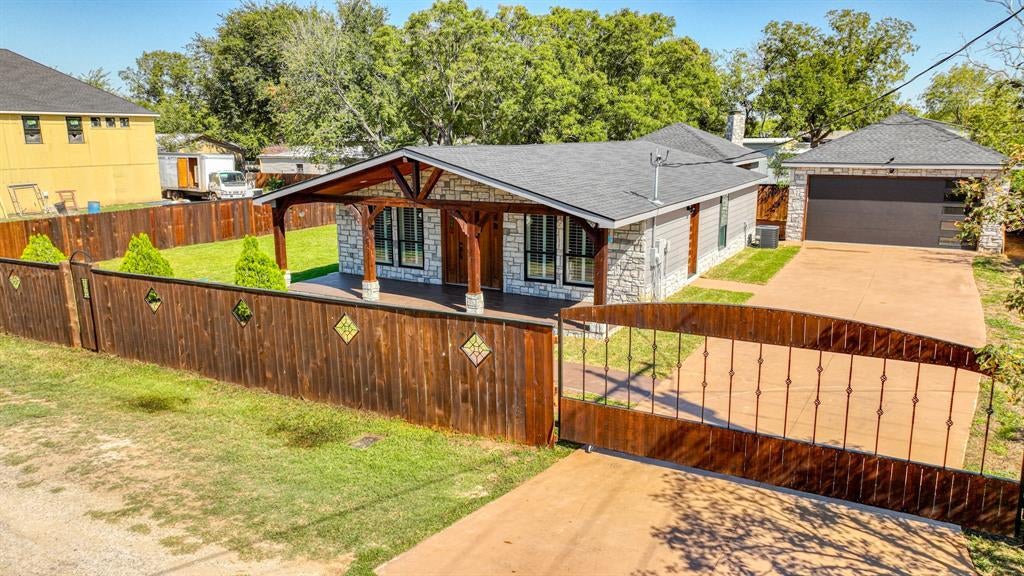 114 Mulberry, Possum Kingdom Lake