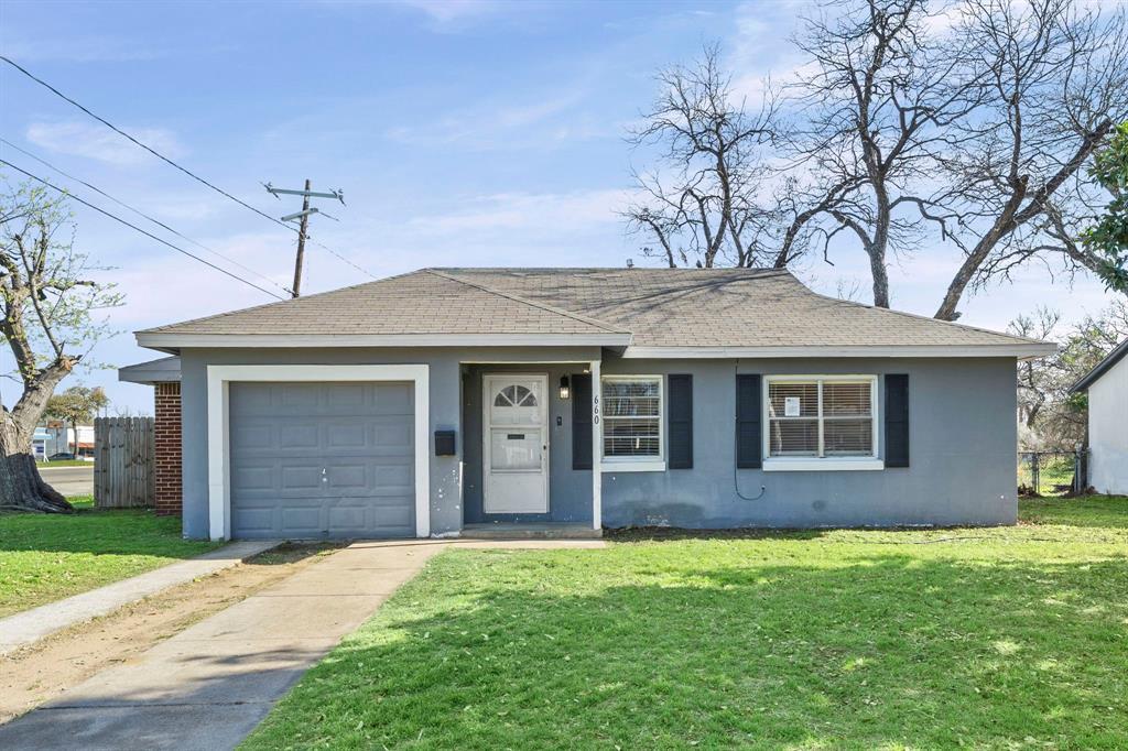 660 Schieme Street, River Oaks