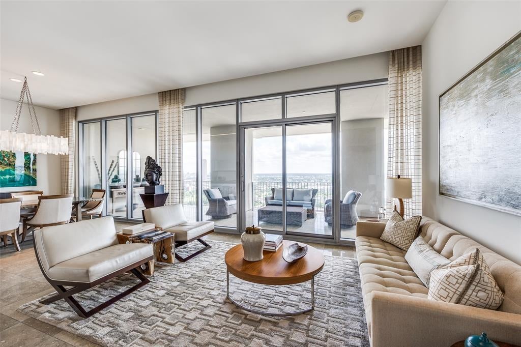 1717 Arts Plaza 1808, Dallas