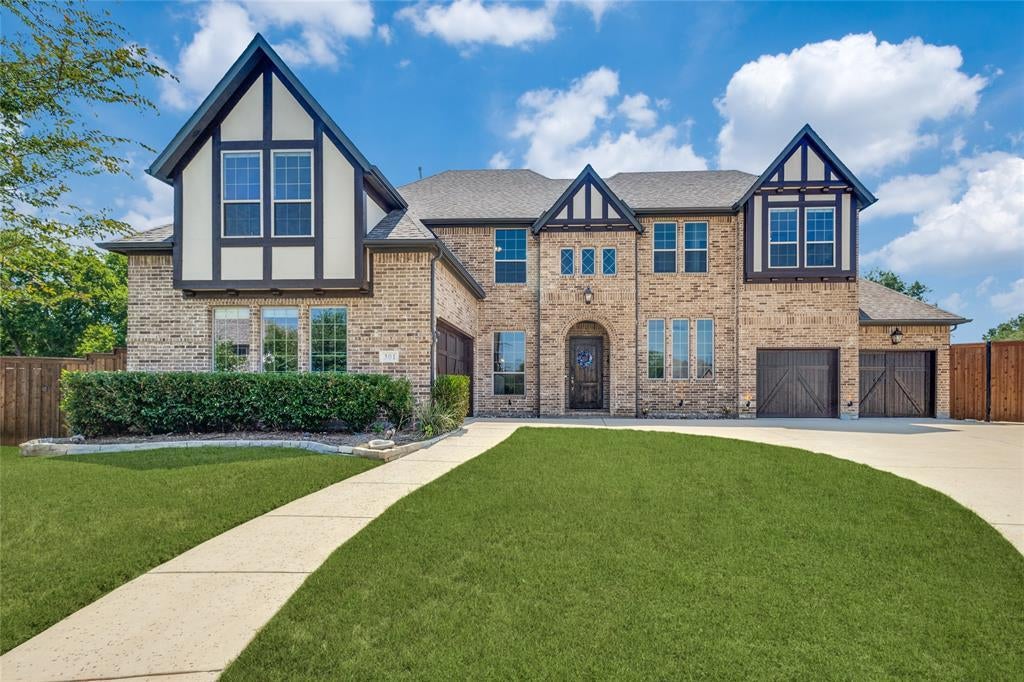 301 Red River Cir Trail, Highland Village