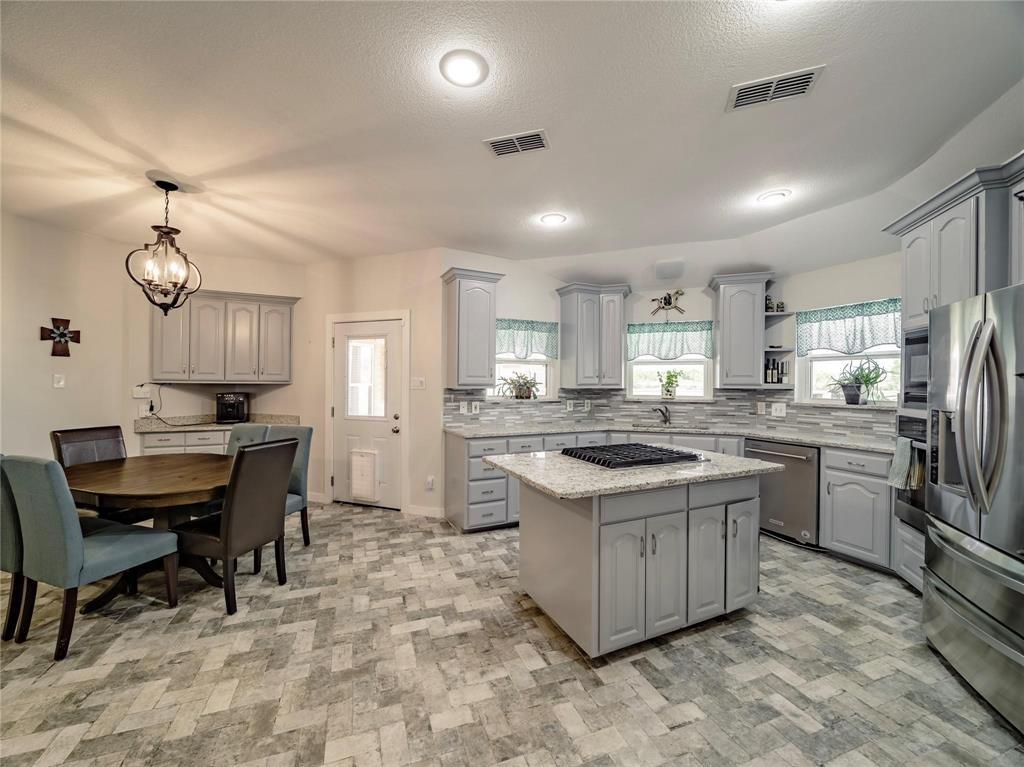 2107 Countryside Drive, Denton