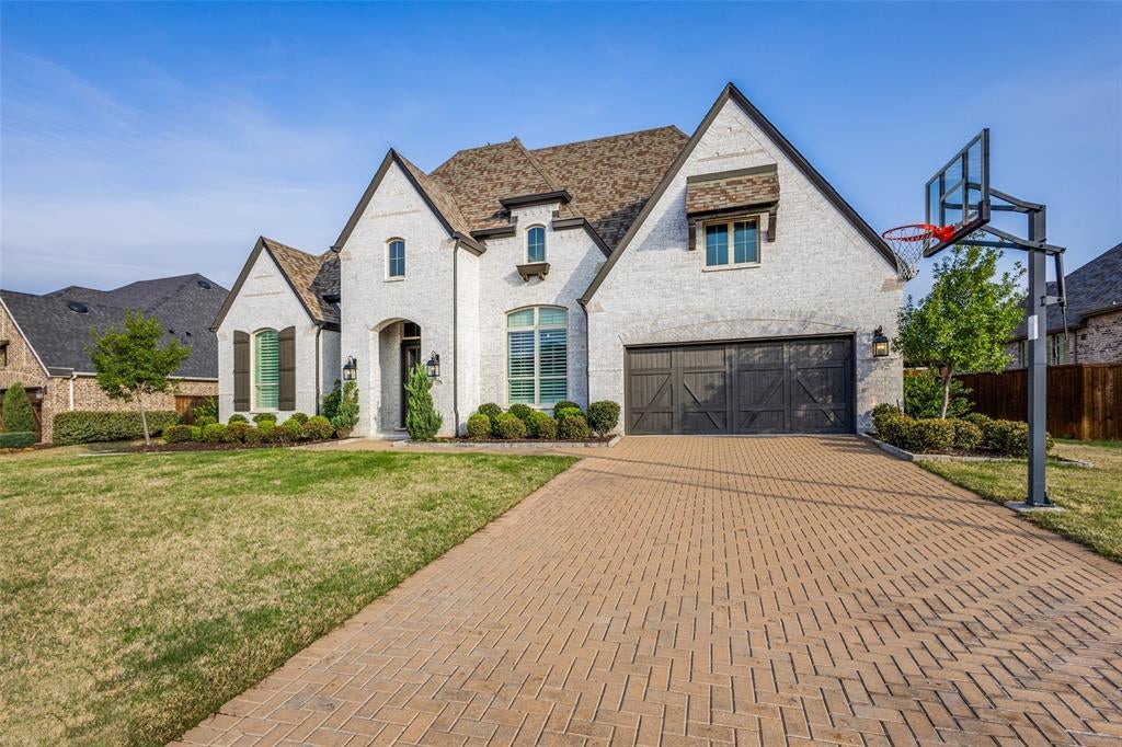 2000 Harvard Avenue, Prosper