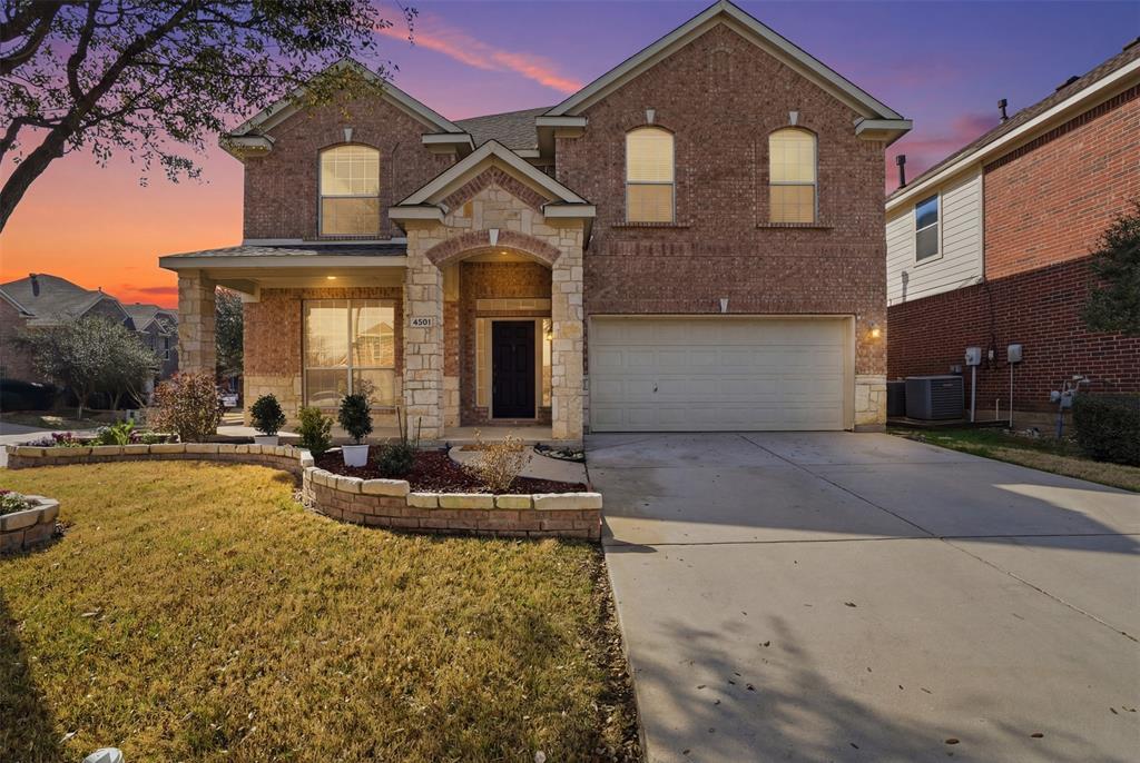 4301 Mountain Crest Drive, Fort Worth