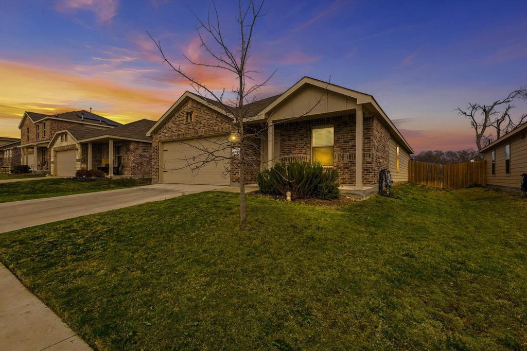 312 Ranchito Pass, Fort Worth