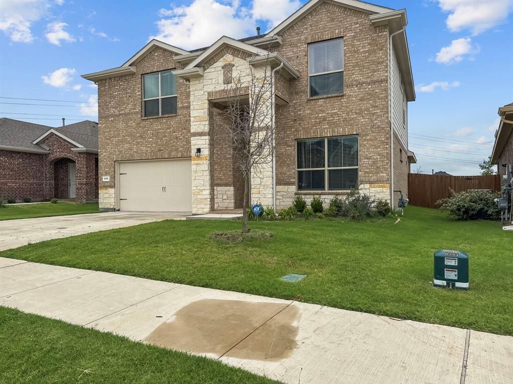 200 Tanager Drive, Rhome