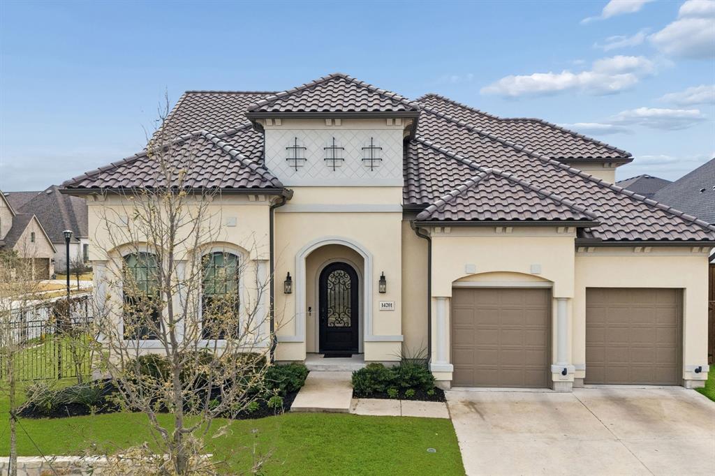 14201 Overlook Park Drive, Fort Worth