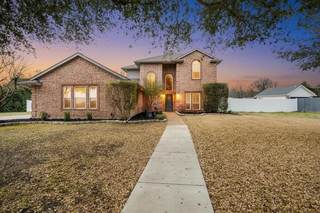 245 Bent Creek Drive, Waxahachie