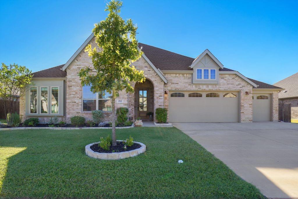 212 Lone Star Drive, Waxahachie