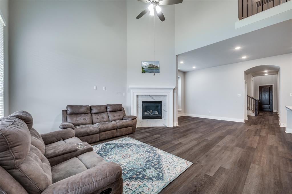 4713 Honeysuckle Court, Aubrey