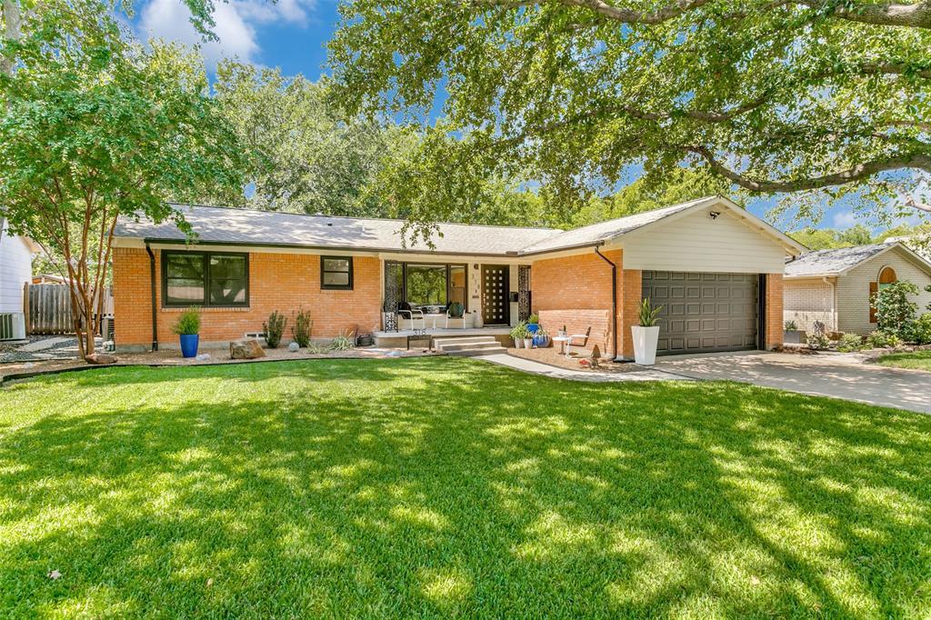 318 Ruth Street, Grapevine