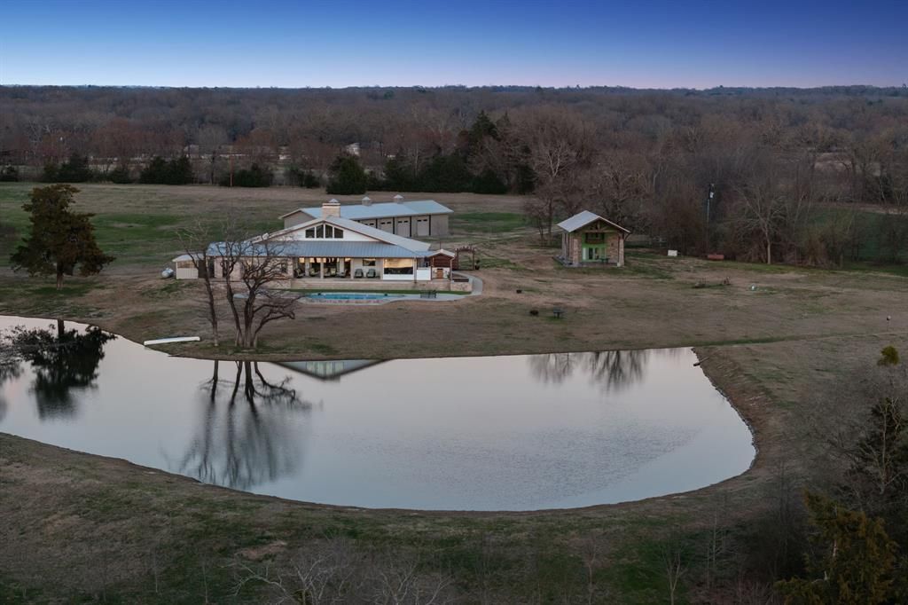 1818 County Road 1151, Cumby