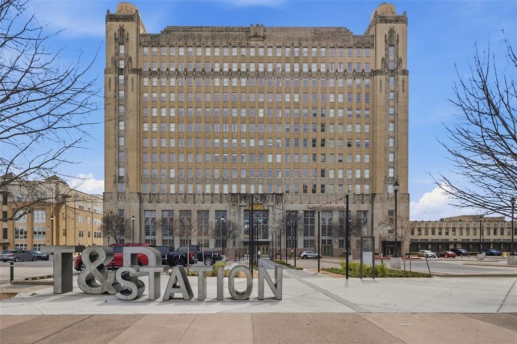 201 W Lancaster Avenue 313, Fort Worth